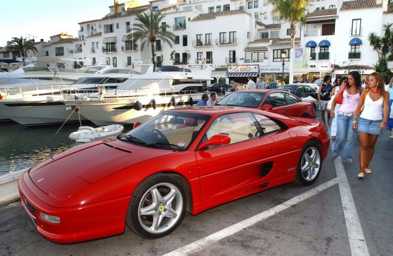 molo di puerto banus.jpg