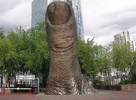 pouce-cesar2.jpg
