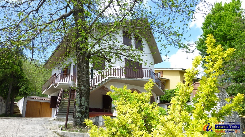 troise vendit pistoia montagna femminamorta villa con terreno 2.jpg