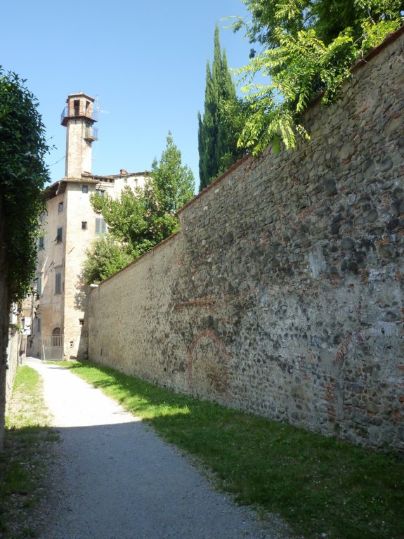 vendere e comprare casa a pistoia con antonio troise 22.jpg