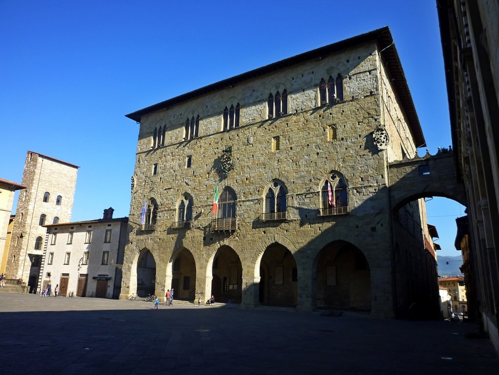 vendere e comprare casa a pistoia con antonio troise 558811.jpg