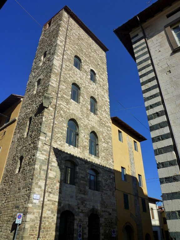 vendere e comprare casa a pistoia con antonio troise12312.jpg