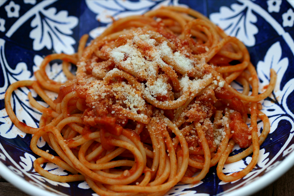bucatini_amatriciana1.jpg
