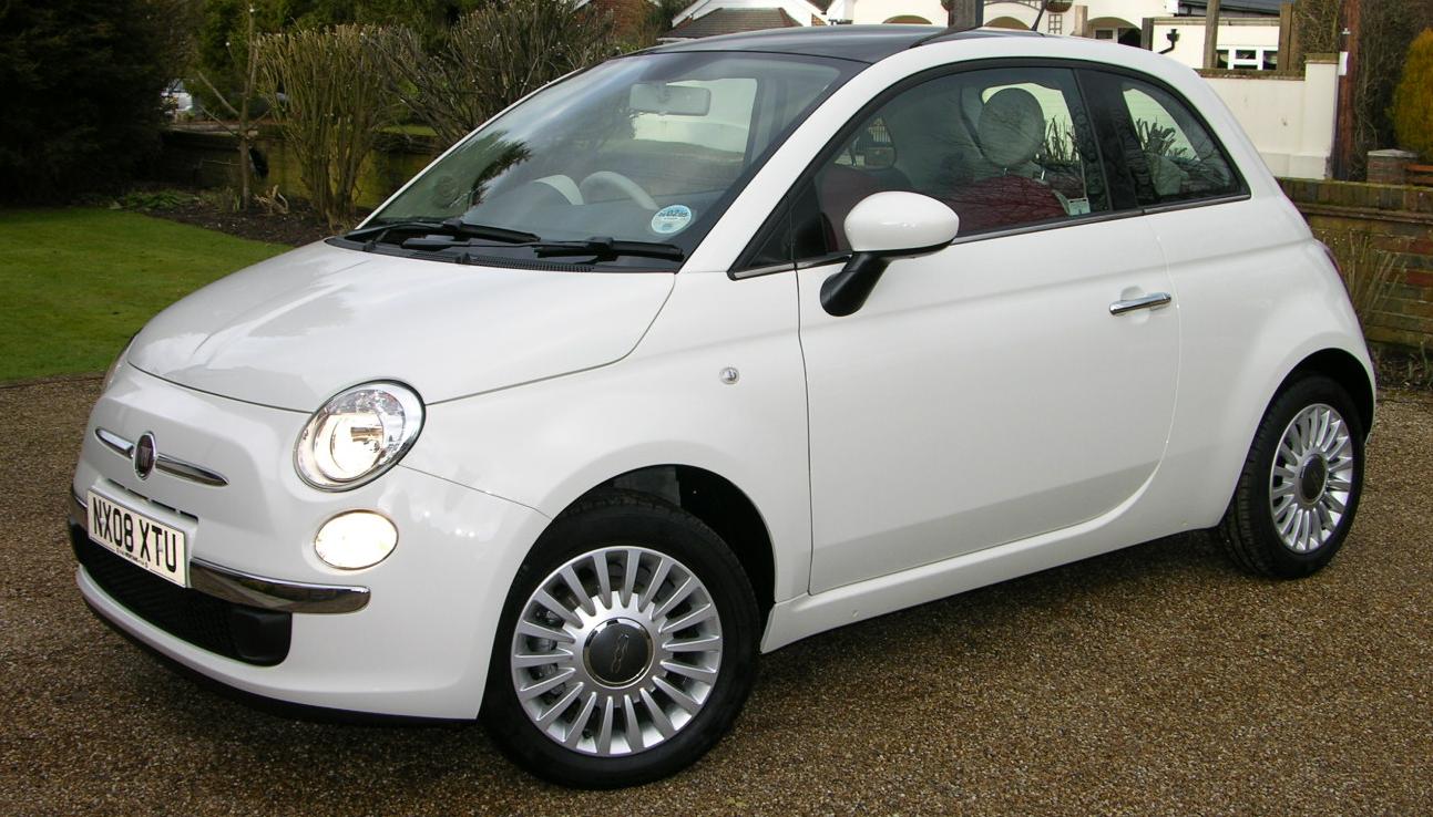 2008_Fiat_500_1.4_Lounge_by_The_Car_Spy.jpg