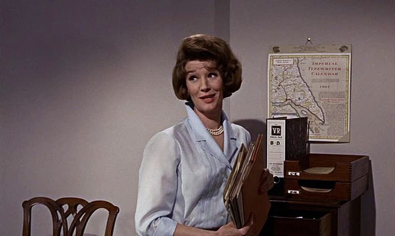 800px-Moneypenny_gip.jpg
